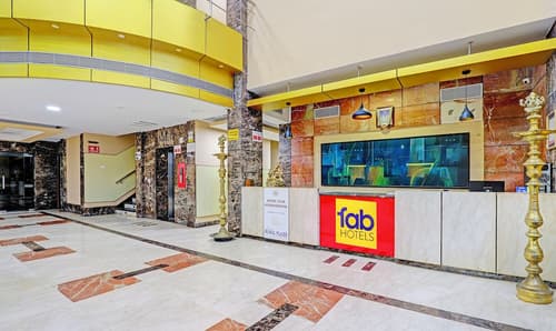 Fabhotel The Royal Plaza, Reception