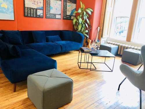 Auberge du Plateau - Hostel, Lobby sitting area