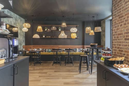 Hotel SUB, Restaurant