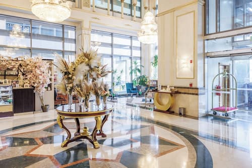 Sapphire Plaza Hotel, Lobby