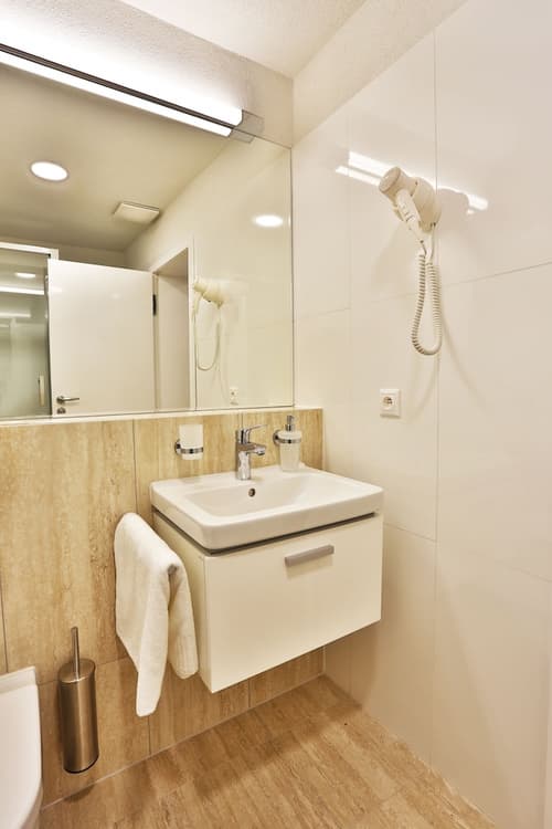 VIP Apartments, Room