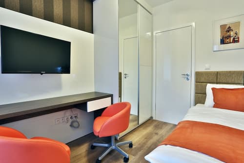 VIP Apartments, Room