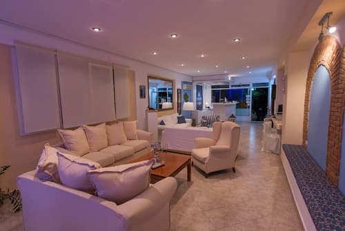 Saraya Resort, Lobby sitting area