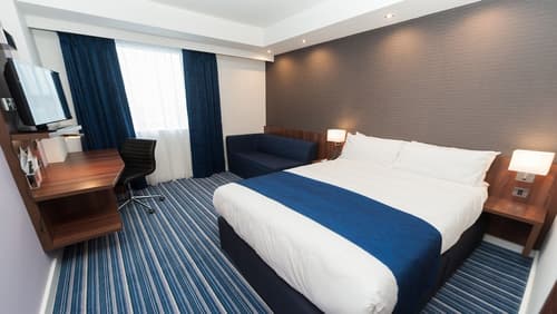 Holiday Inn Express Aberdeen Airport by IHG, Room