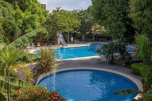 Hotel Boyeros, Primary image