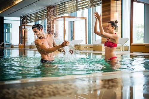 Baku Marriott Hotel Boulevard, Pool