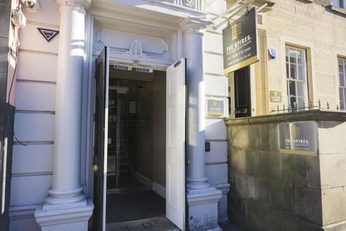 The Spires Serviced Apartments Edinburgh, Front of property