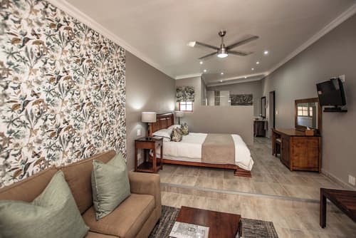 Nut Grove Boutique Hotel, Room