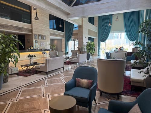 Ramada by Wyndham Manama City Centre, Lobby