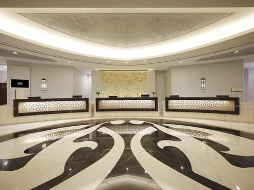 Conrad Jabal Omar Makkah, Reception