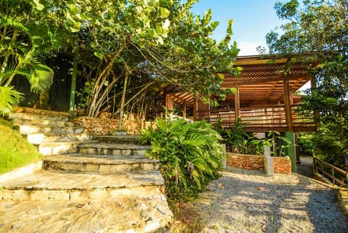 Clave Verde Ecolodge, Lobby sitting area