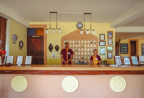 AHG Waridi Beach Resort & Spa, Reception