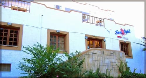 Sunlight Hotel, Exterior