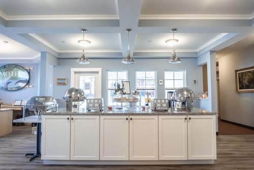 The Inn on Mount Desert, Breakfast area