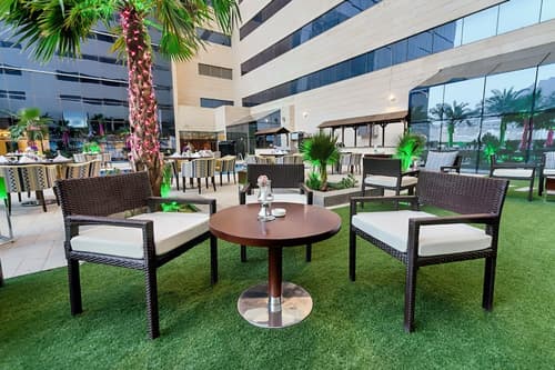 Makkah Al Aziziah, Terrace/patio