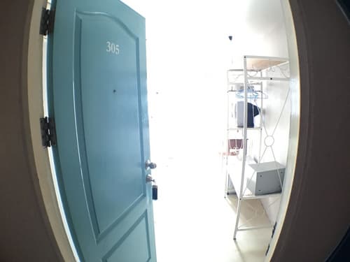 Roof View Place, Room