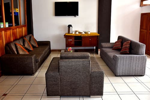 Hotel Polo Corporativo, Lobby sitting area