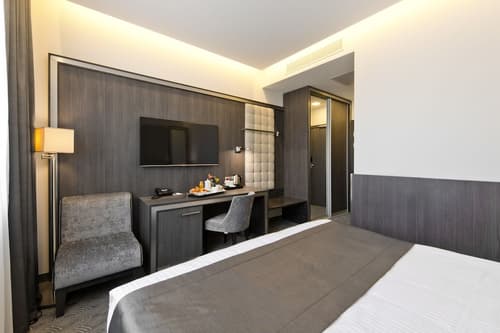 Hotel Congress Avenue, Room