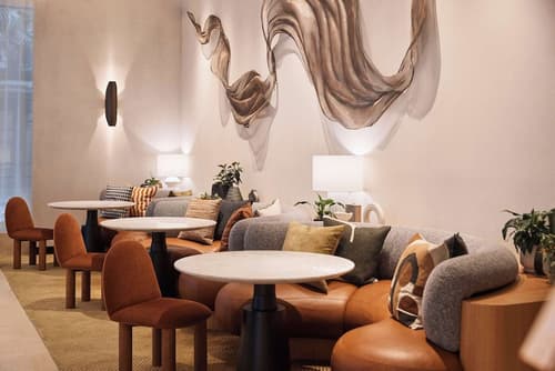 Rydges Australia Square, Lobby