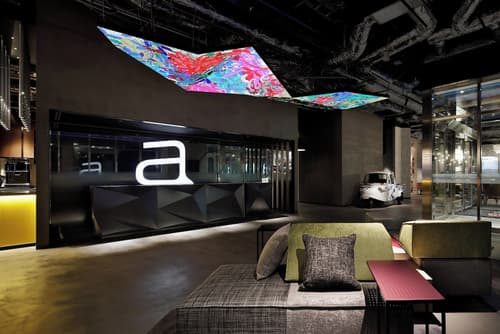 Aloft Osaka Dojima, Lobby