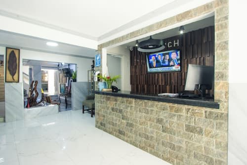 Match Resort Hotel, Reception
