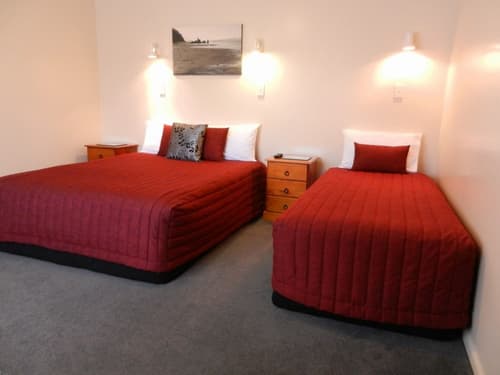 Amber Court Motel, Room