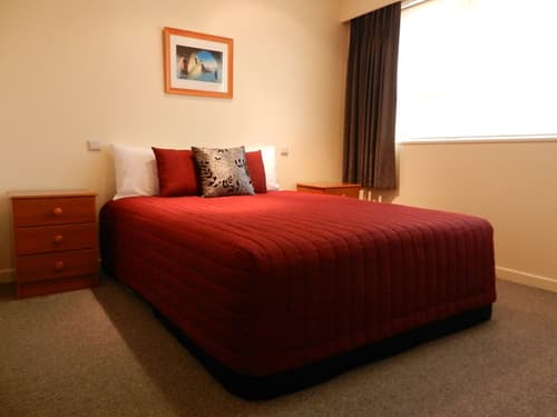 Amber Court Motel, Room