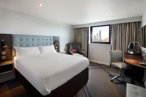 Premier Inn Glasgow Pacific Quay, Room