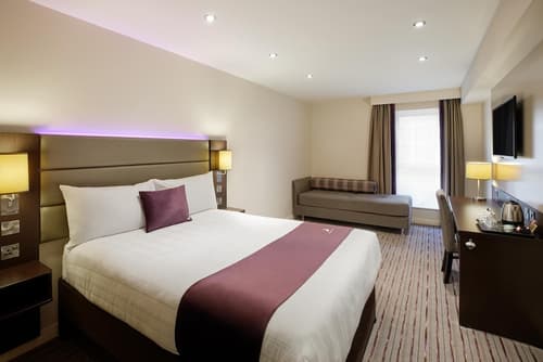 Premier Inn Salisbury North Bishopdown, Room