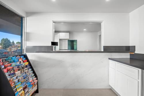 Rodeway Inn Commerce - Los Angeles, Lobby