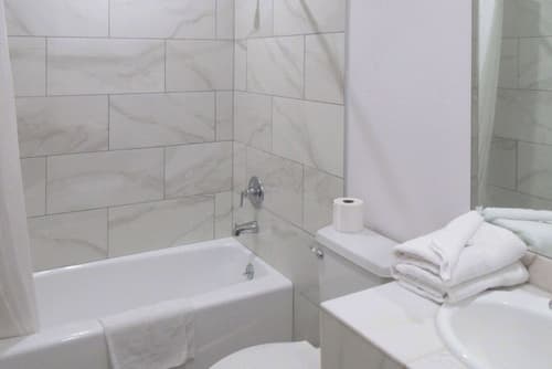 Rodeway Inn Commerce - Los Angeles, Room