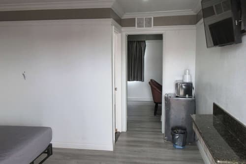 Rodeway Inn Commerce - Los Angeles, Room