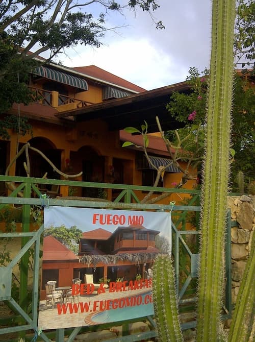 Fuego Mio Bed & Breakfast, In-room dining