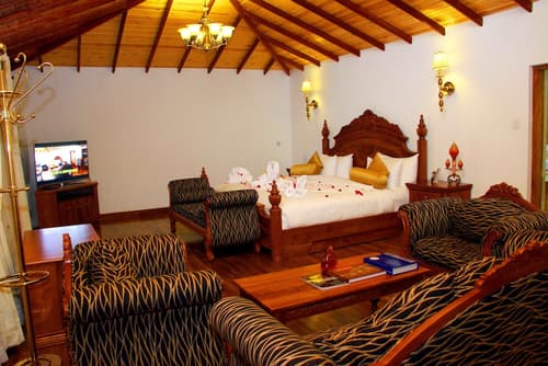 Araliya Green Hills - Where Historic Charm Mingles with Natural Beauty, Room