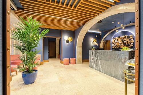 Behotelisboa, Reception