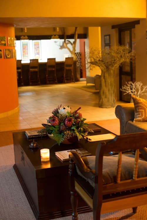 Baobab Ridge Private Lodge, Lobby sitting area