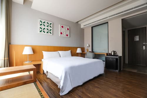 Roots Chew Hotel, Room