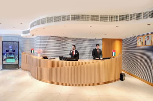 Vendome Plaza Hotel, Reception