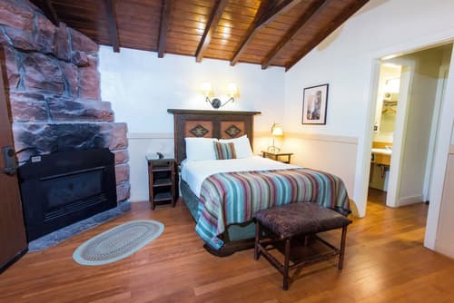 Zion Lodge - Inside the Park, Room