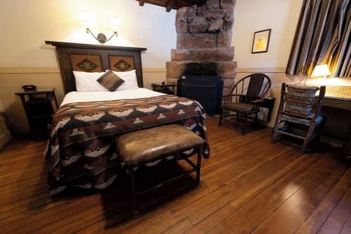 Zion Lodge - Inside the Park, Room