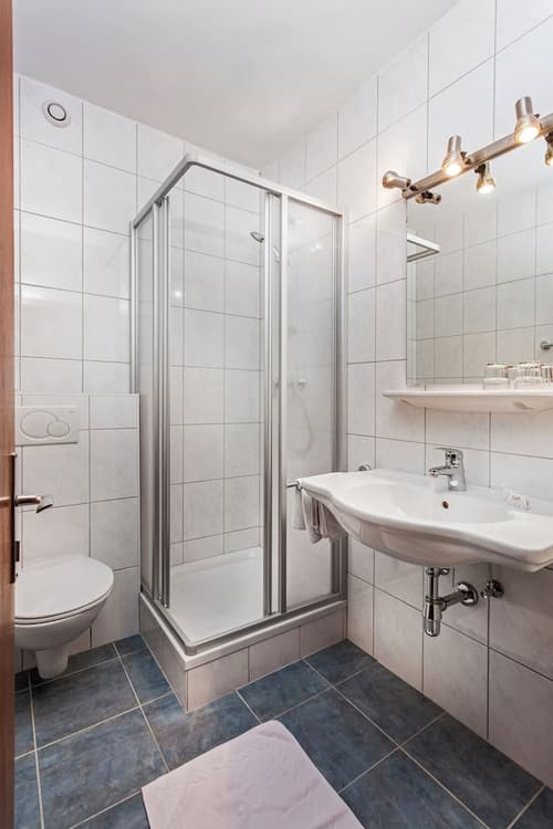 Pension Margarete, Bathroom