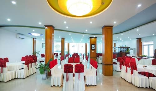 Gold Stars Hotel, Banquet hall