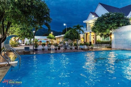 Gold Stars Hotel, Pool