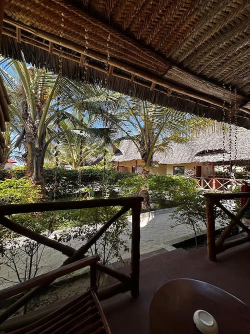 Moayana Liora, Terrace/patio