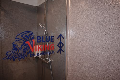 Blue Viking Pods, Bathroom