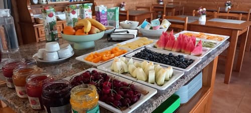 Monte Do Zeca, Buffet de café da manhã