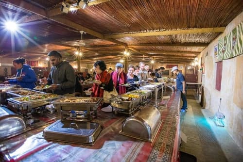 Arabian Oryx Camp, Restaurant