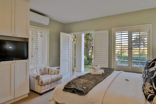 Hermanus Lodge on the Green, Room