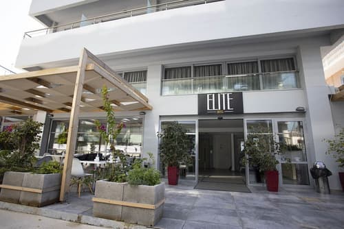 Elite Hotel, Front of property