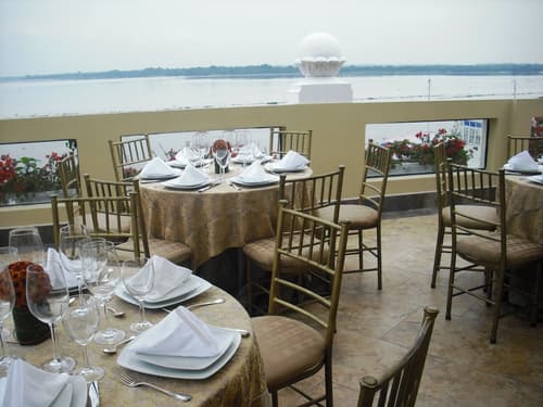 Mansión del Río, Outdoor dining